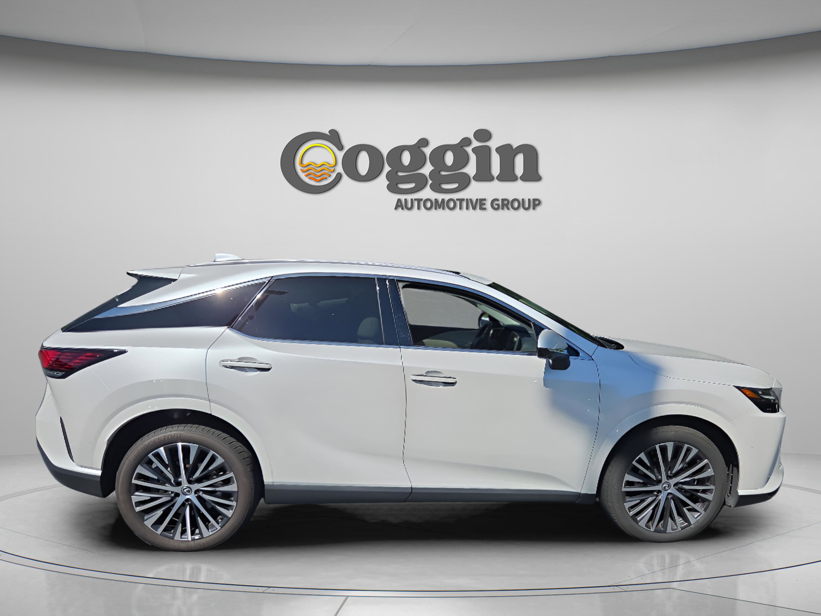 Used 2025 Lexus RX 350 Premium Plus w/ Convenience Package FWD image 6