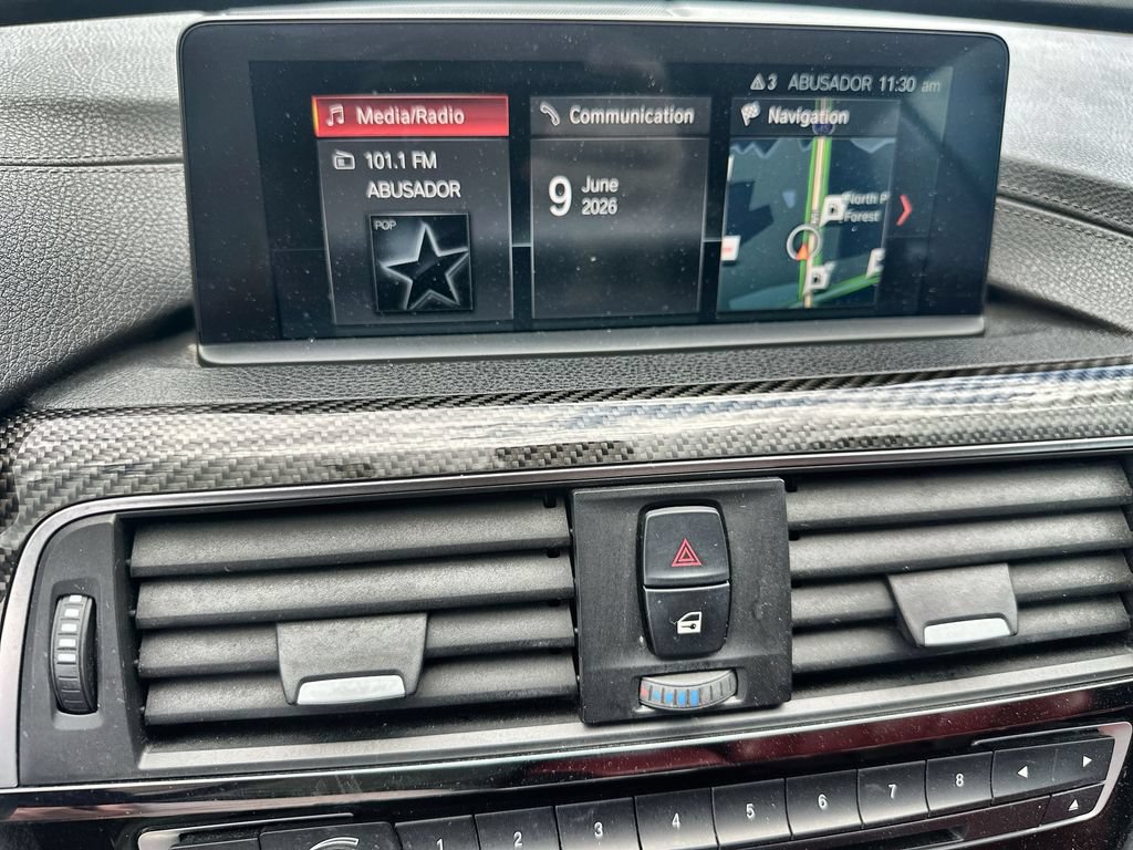 Used 2018 BMW M4 Convertible RWD image 28