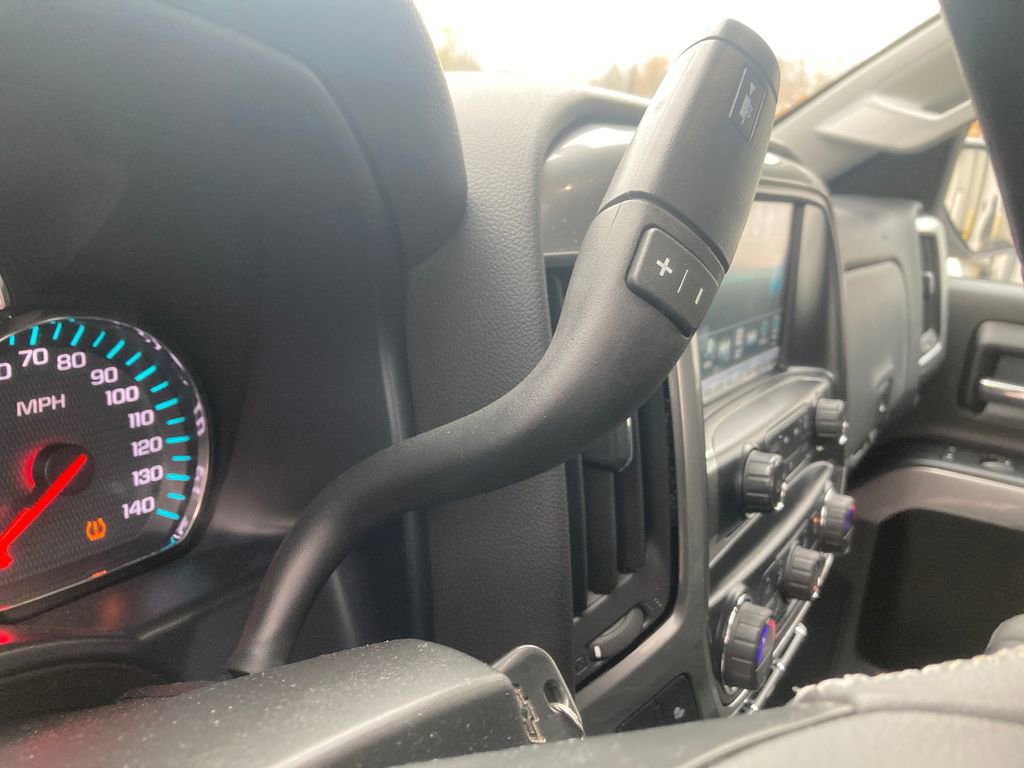 Used 2018 Chevrolet Silverado 1500 LT w/ All Star Edition image 28