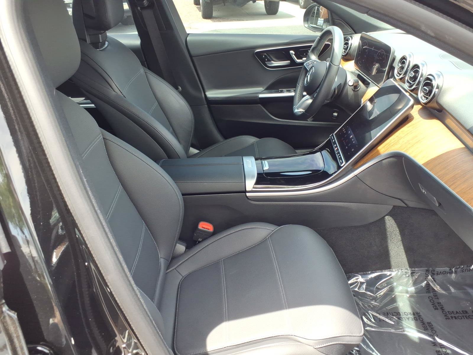 Used 2024 Mercedes-Benz C 300 Sedan image 11
