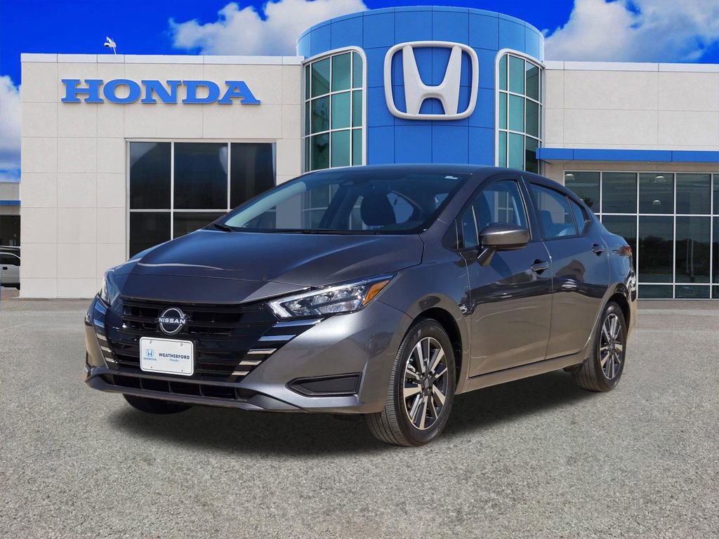 Used 2025 Nissan Versa SV image 7