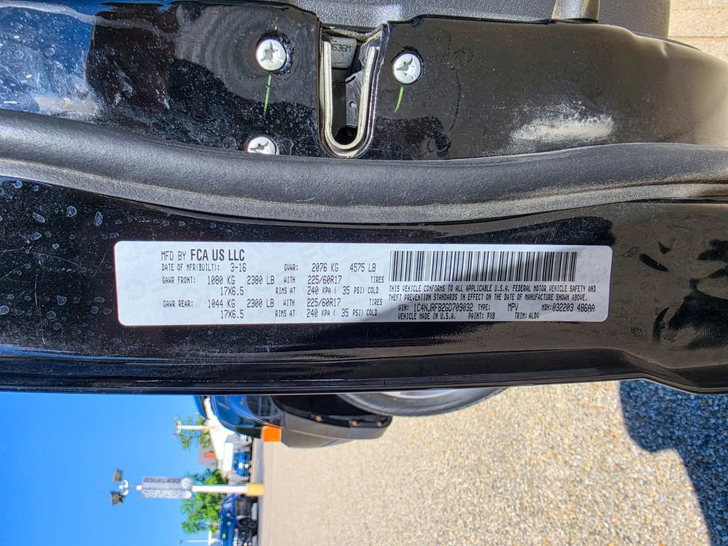 Used 2016 Jeep Patriot High Altitude AWD/4WD image 30