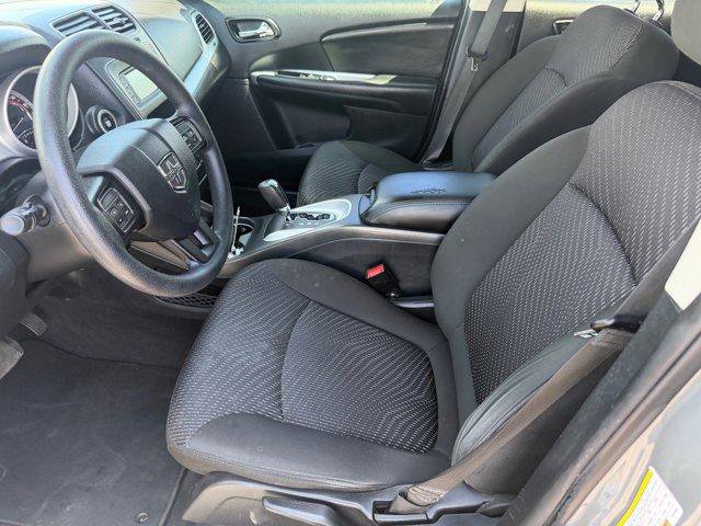 Used 2019 Dodge Journey SE FWD image 15