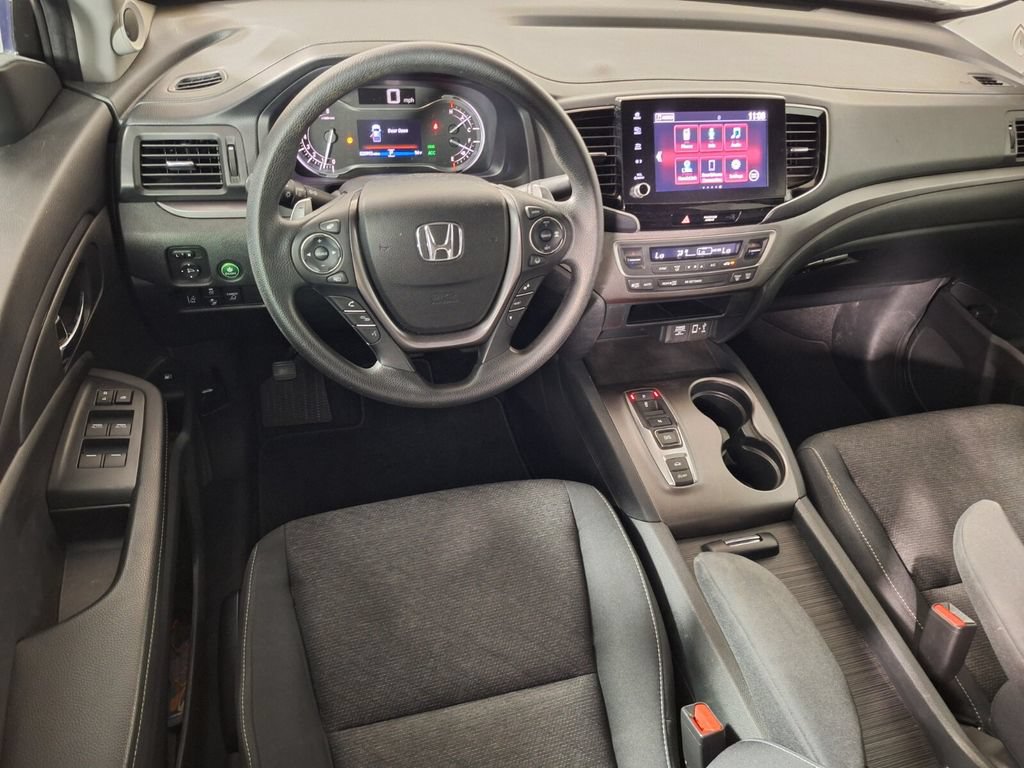 Used 2023 Honda Ridgeline Sport image 11