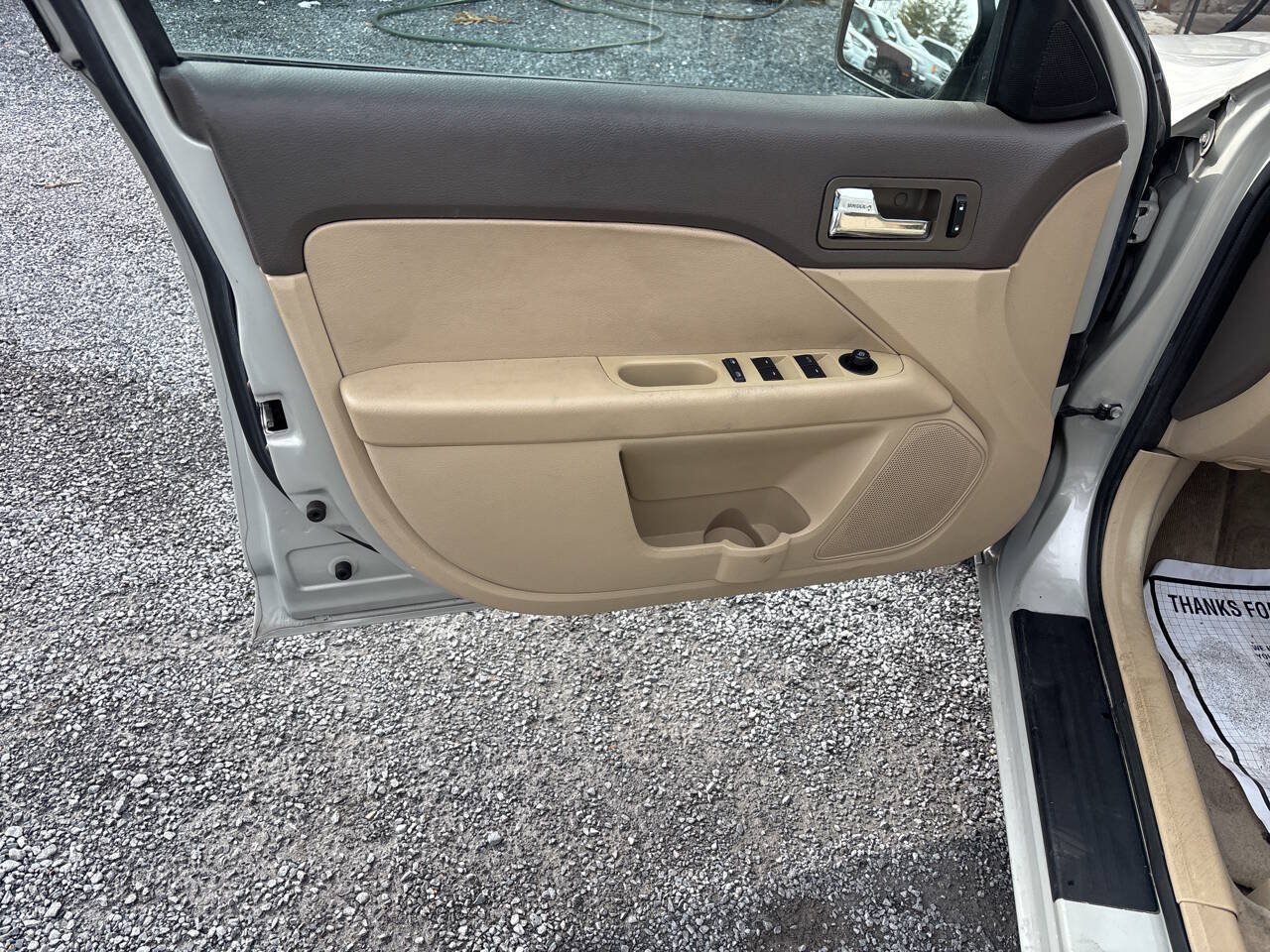 Used 2008 Ford Fusion SE FWD image 15