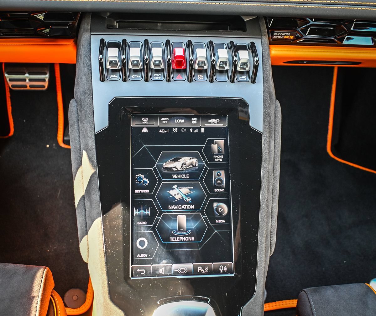 Used 2024 Lamborghini Huracan Tecnica RWD image 16