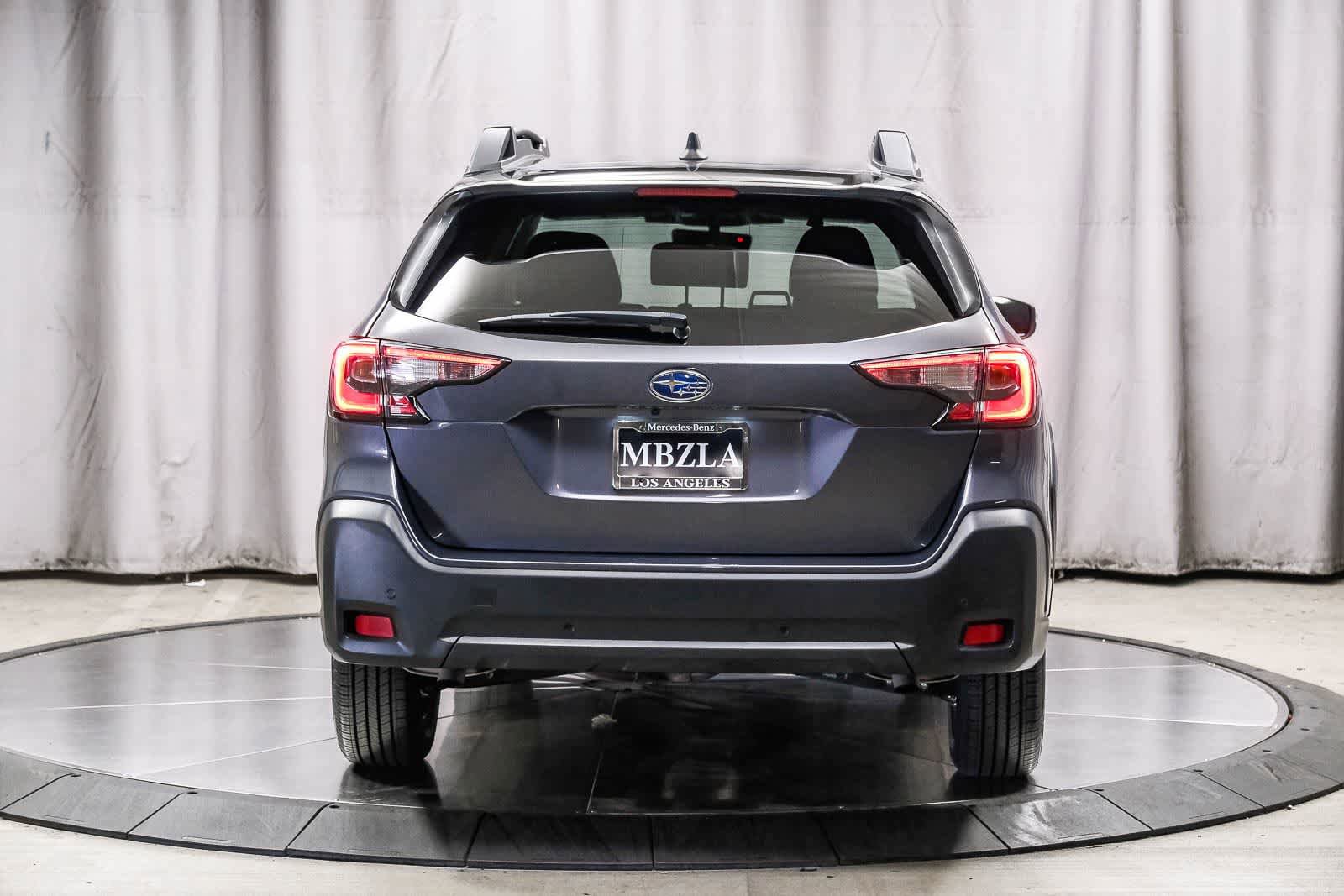 Used 2023 Subaru Outback Onyx Edition XT AWD/4WD image 3