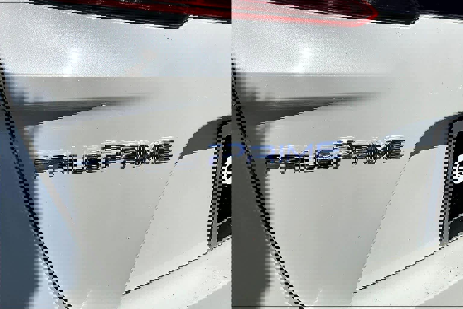 Used 2020 Toyota Prius Prime LE image 30