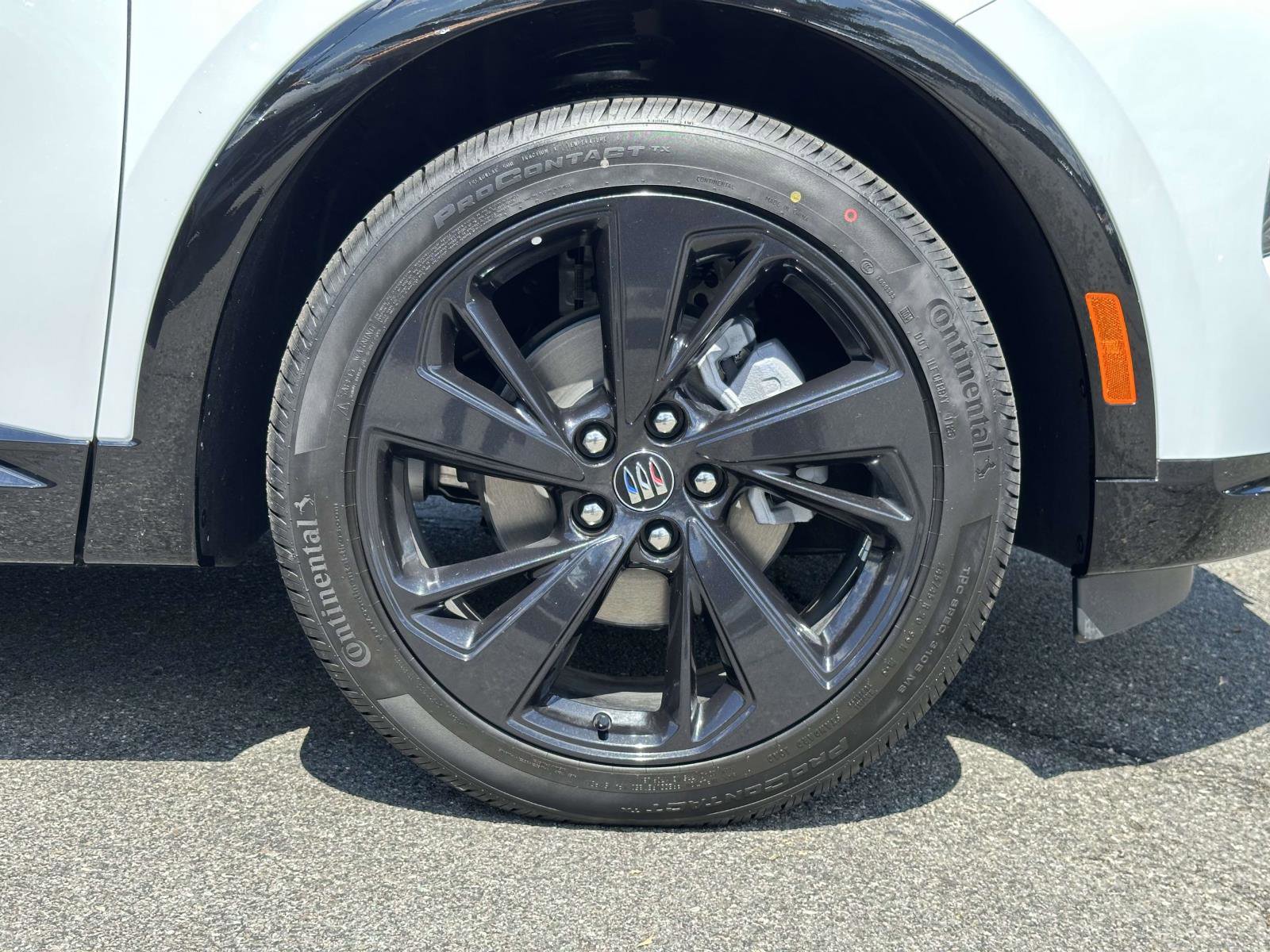 New 2025 Buick Envision Sport Touring image 24