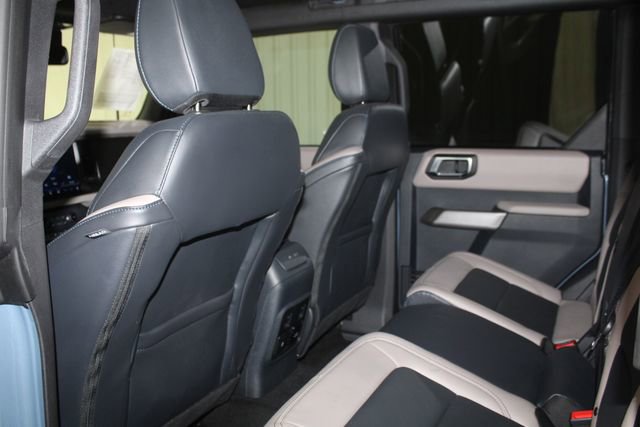 Used 2023 Ford Bronco Wildtrak image 17