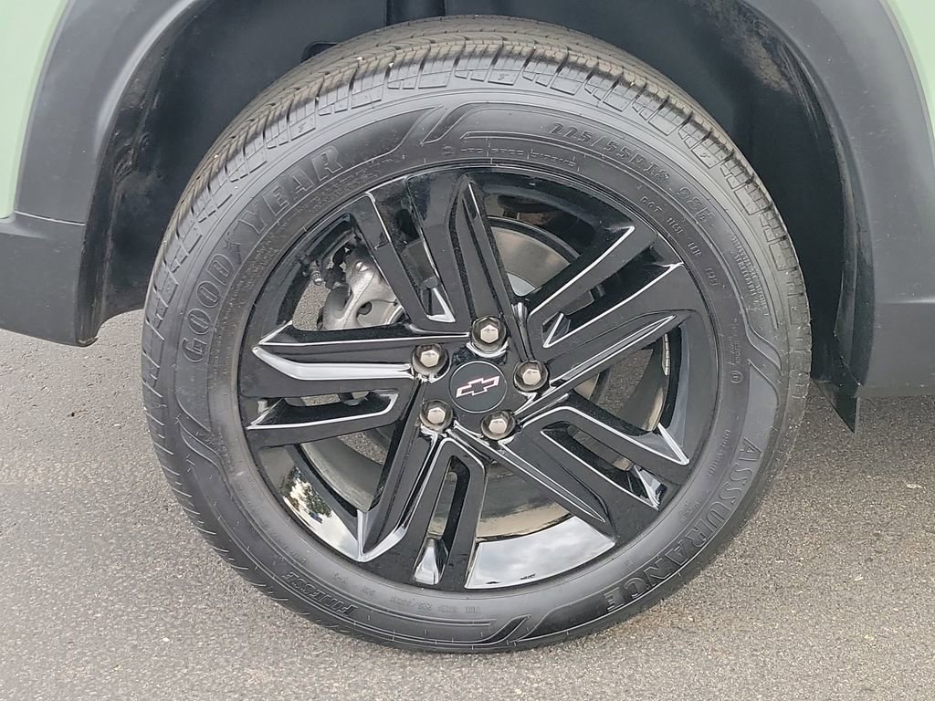 Used 2025 Chevrolet Trax ACTIV w/ Driver Confidence Package FWD image 5
