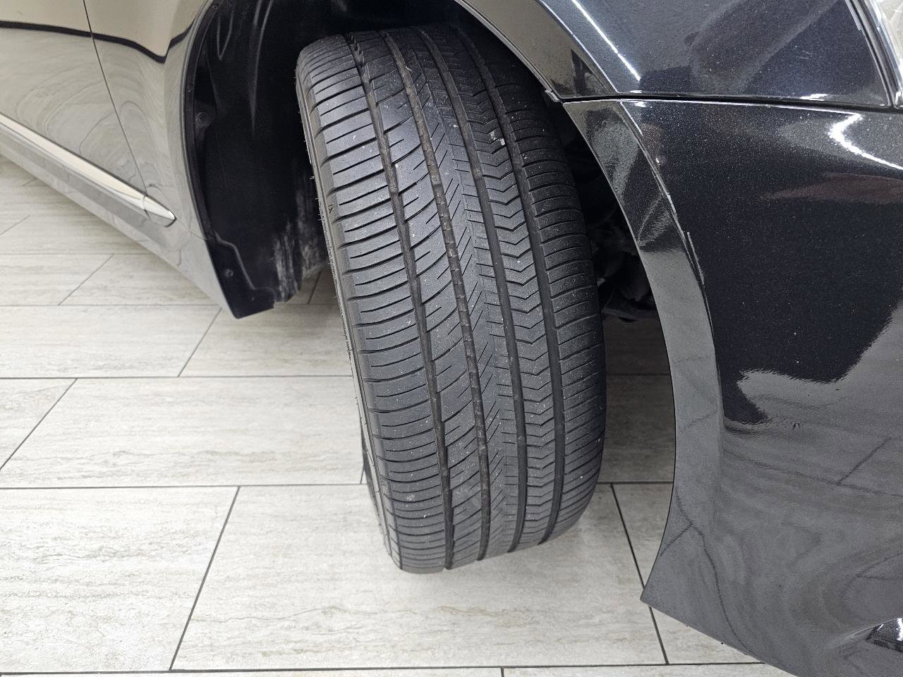 Used 2017 Lexus LS 460 w/ F Sport Midnight Edition image 42