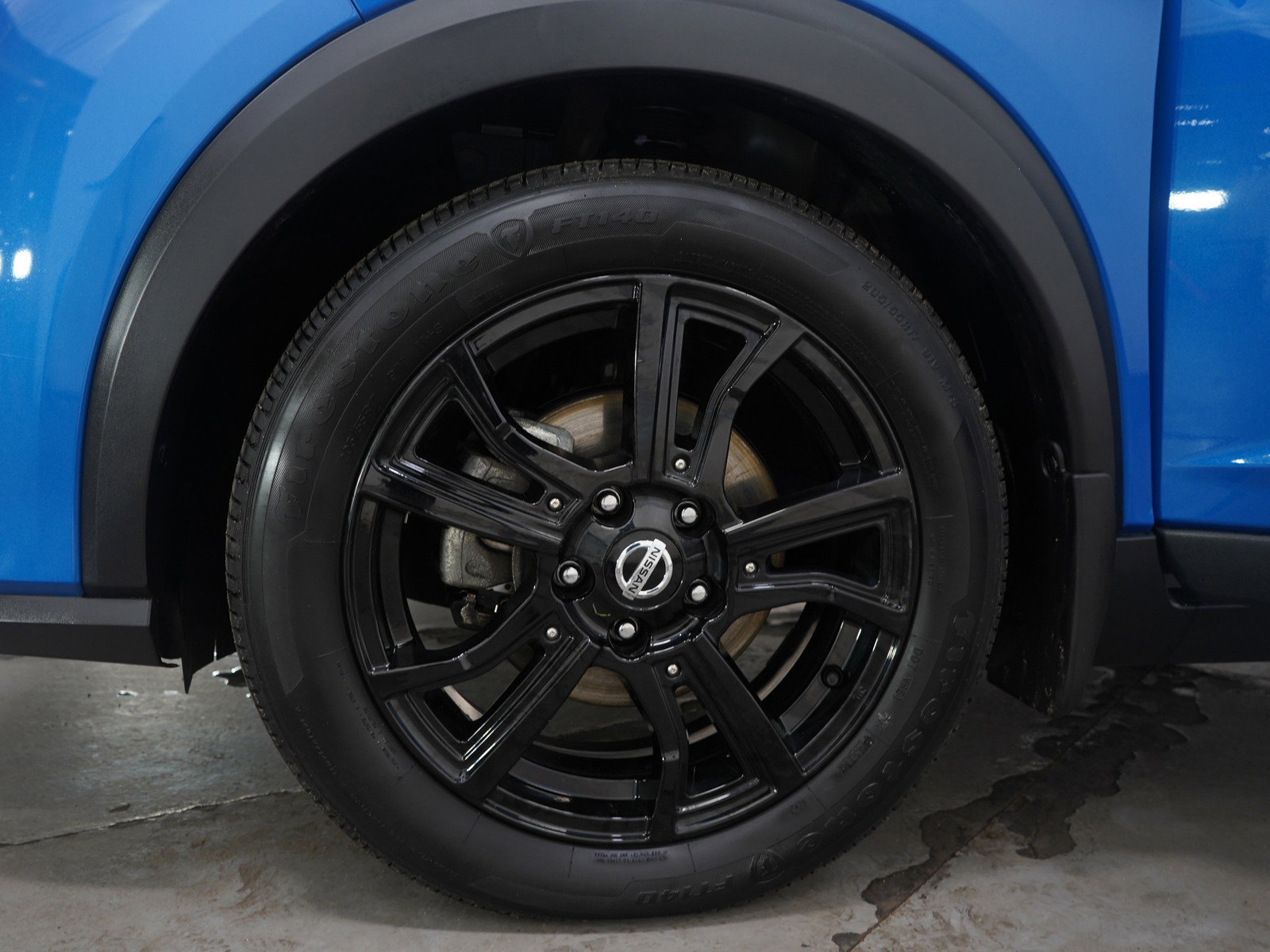 Used 2021 Nissan Kicks SR w/ SR Premium Package image 26