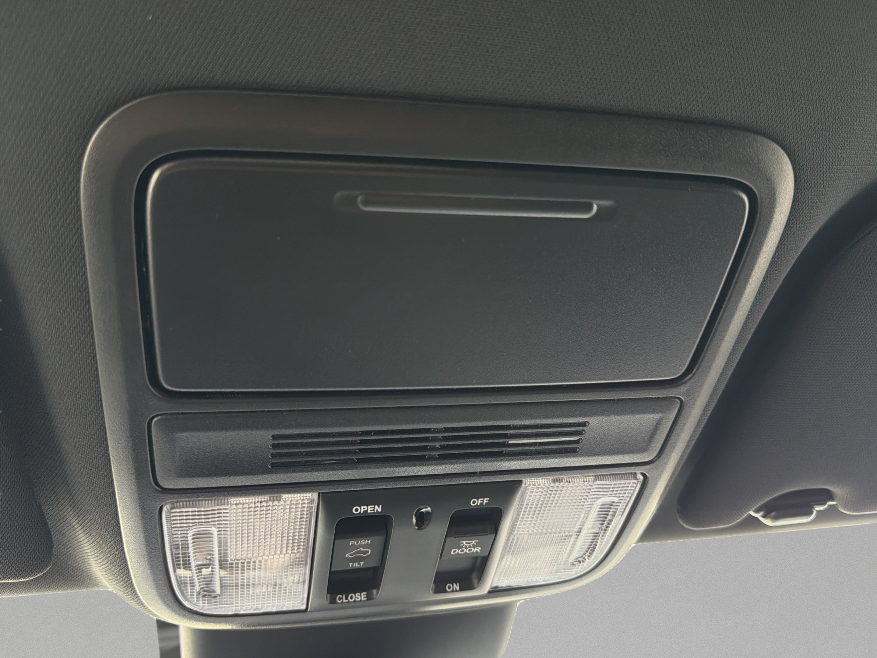 New 2026 Honda Odyssey Sport-L image 23