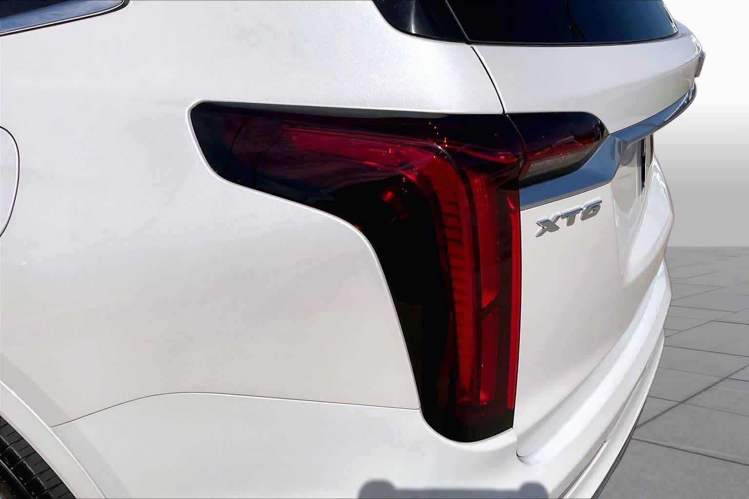 Used 2024 Cadillac XT6 Luxury FWD image 28