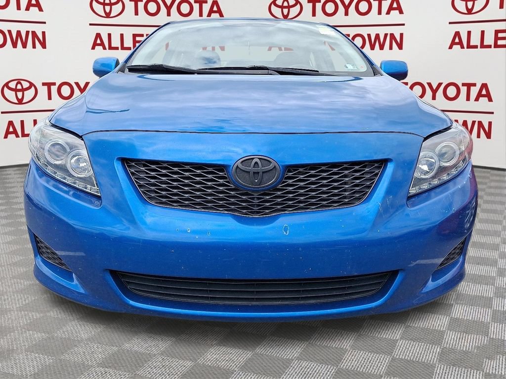 Used 2010 Toyota Corolla LE FWD image 2
