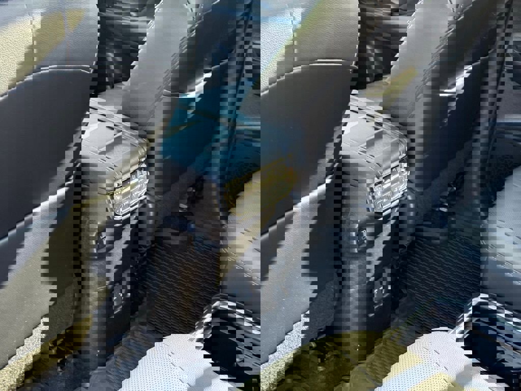 Used 2024 Toyota Grand Highlander Platinum image 28