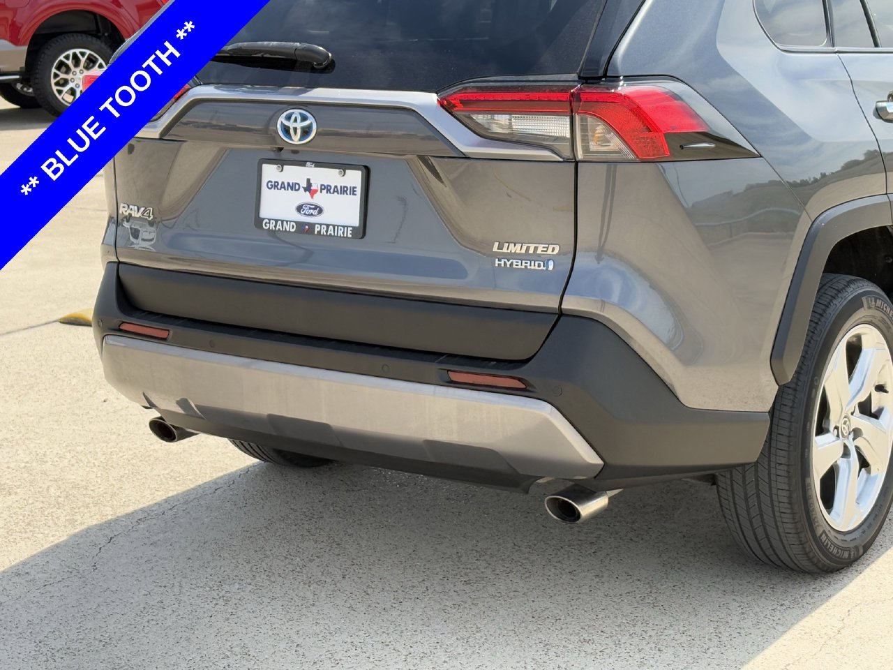 Used 2021 Toyota RAV4 Limited AWD/4WD image 8
