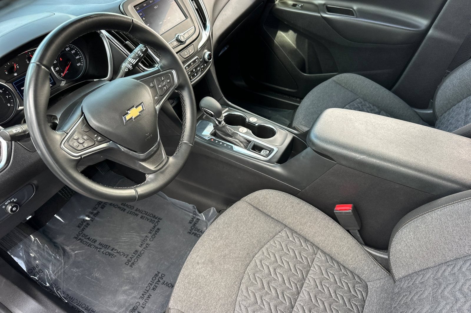 Used 2024 Chevrolet Equinox LT FWD image 10