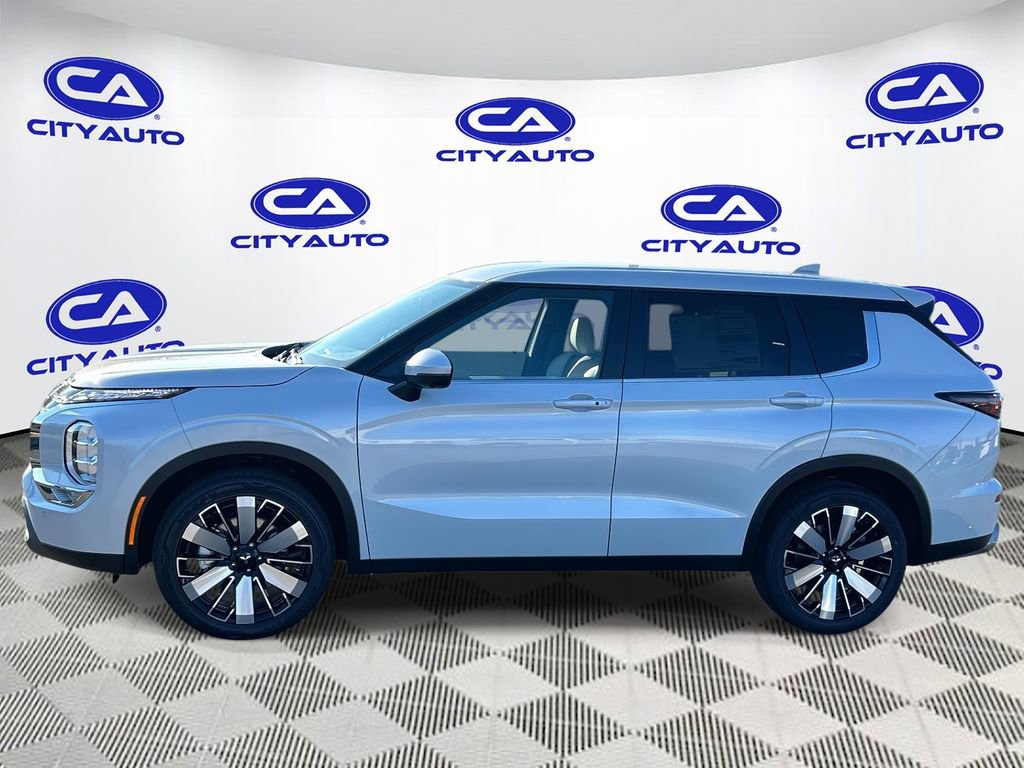 New 2026 Mitsubishi Outlander SE FWD image 6