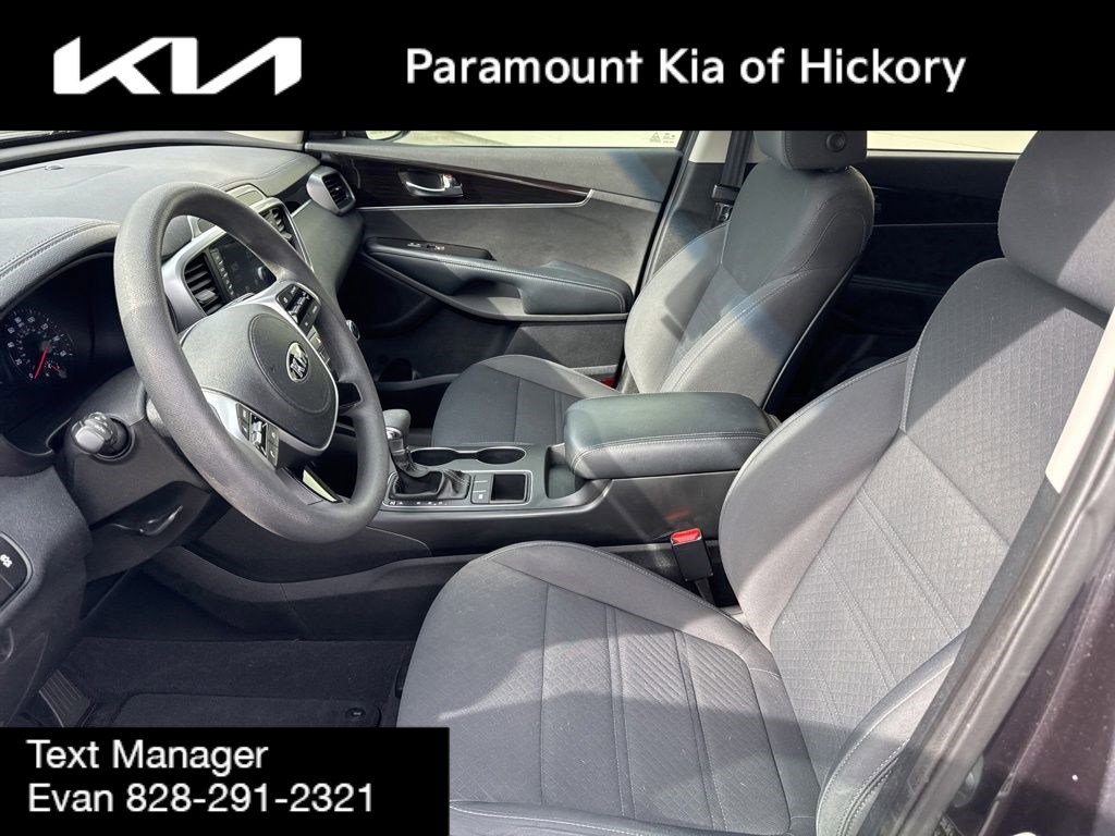 Used 2019 Kia Sorento LX image 20