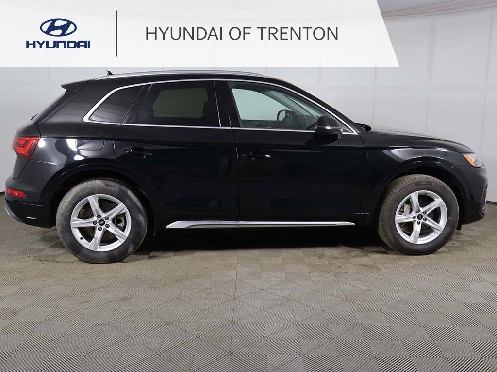 Used 2023 Audi Q5 2.0T Premium w/ Convenience Package AWD/4WD image 14