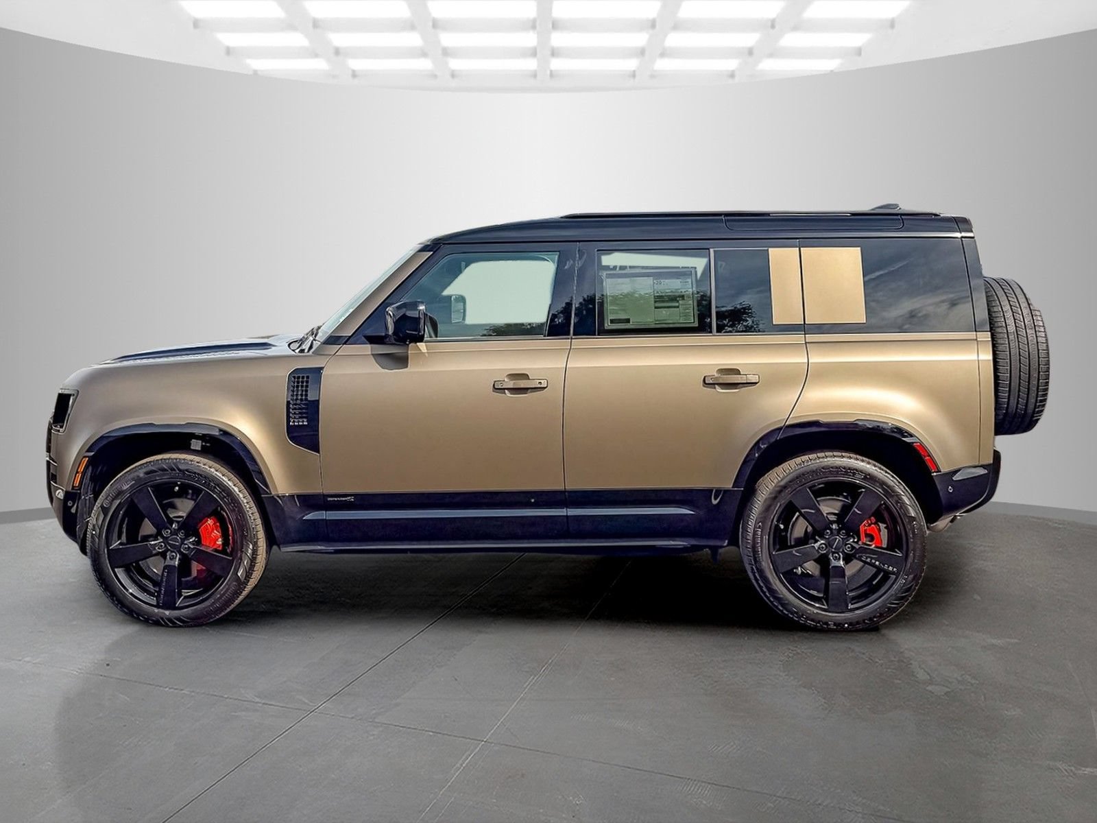 New 2026 Land Rover Defender 110 X AWD/4WD image 2