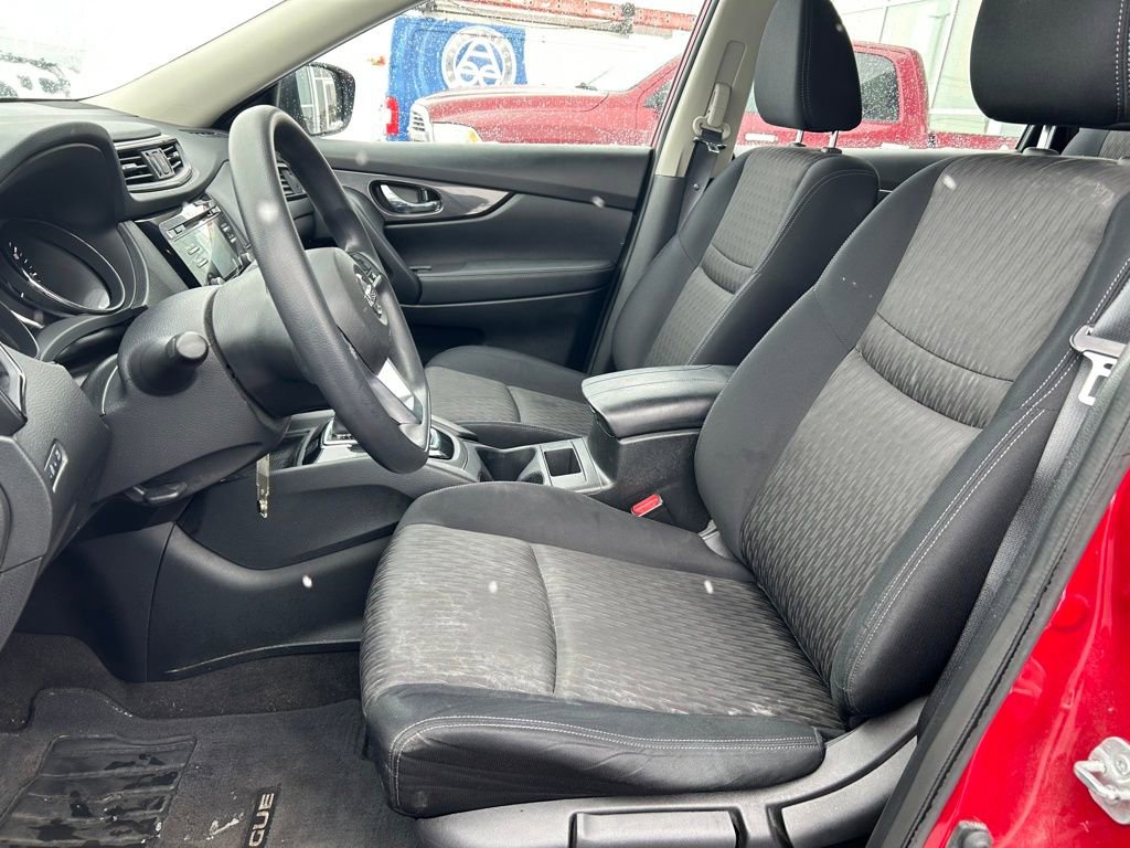 Used 2017 Nissan Rogue S image 19
