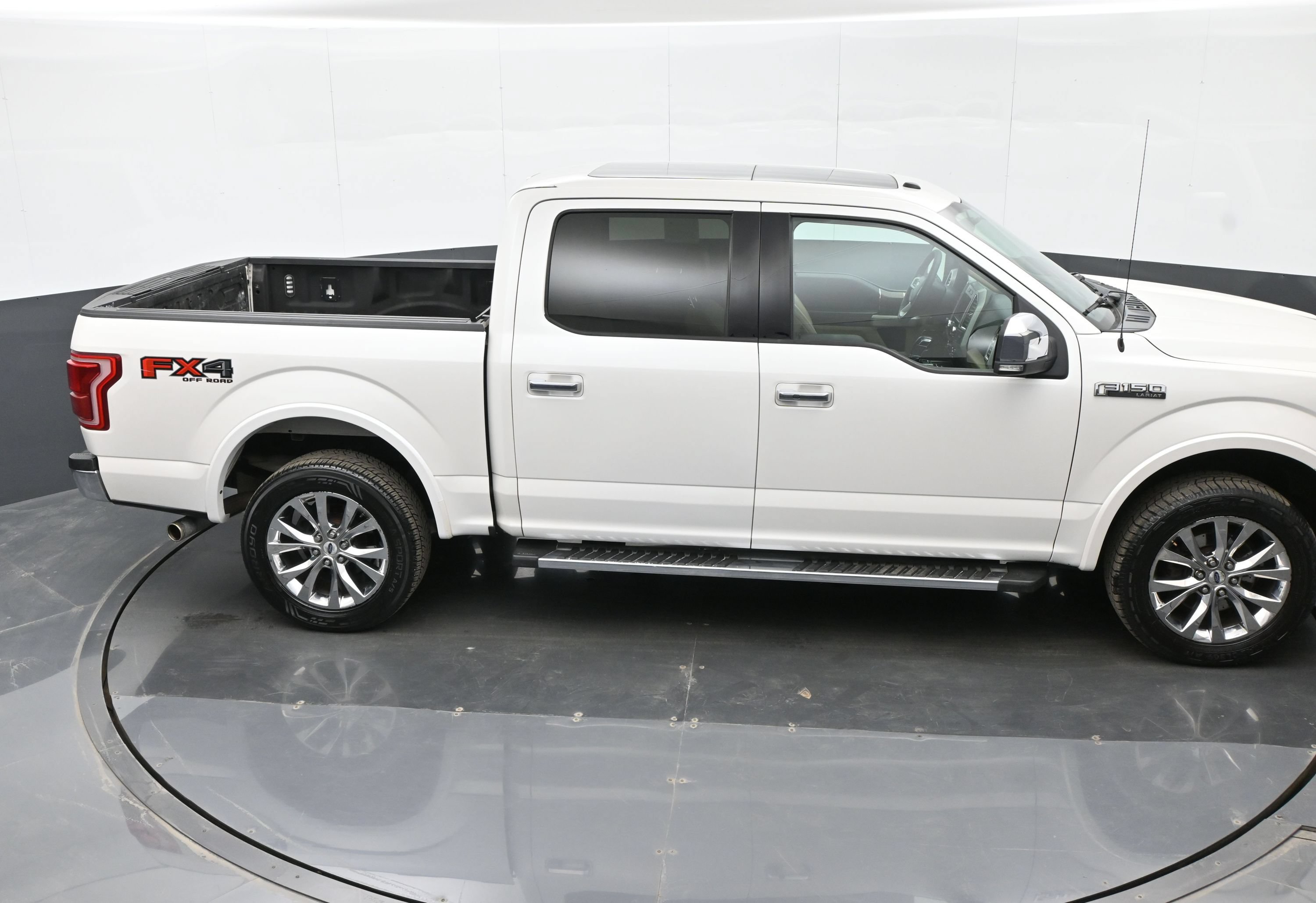Used 2016 Ford F150 Lariat AWD/4WD image 41