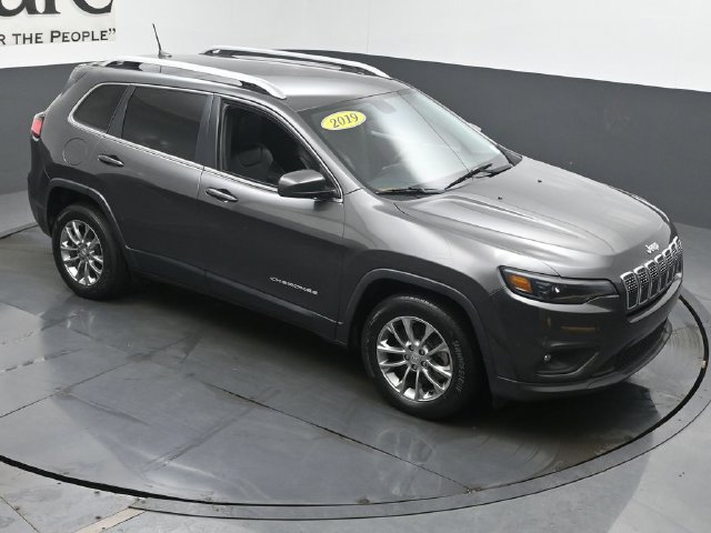 Used 2019 Jeep Cherokee Latitude Plus FWD image 53