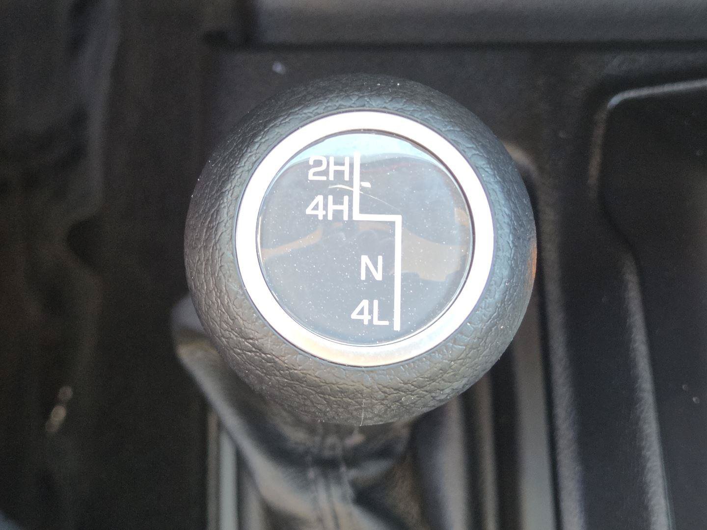 Used 2023 Jeep Gladiator Sport AWD/4WD image 26