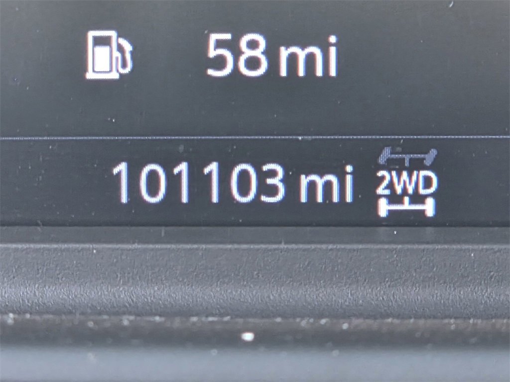 Used 2022 Chevrolet Silverado 1500 LT image 28