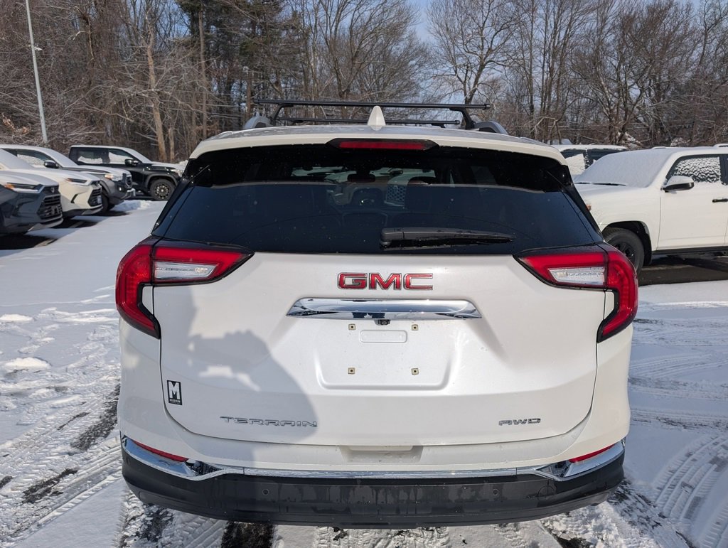 Used 2022 GMC Terrain SLT image 6