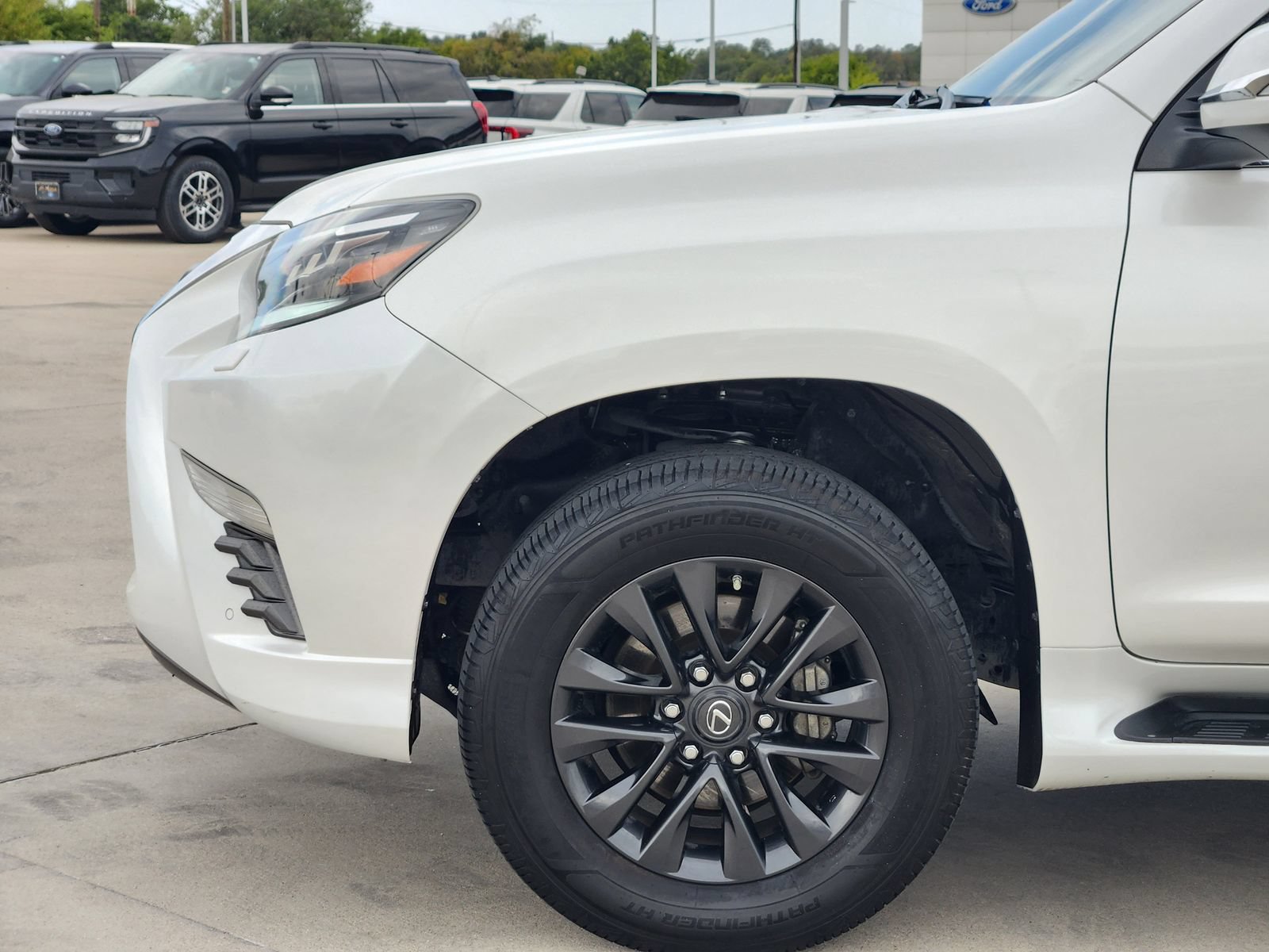 Used 2023 Lexus GX 460 Premium w/ Premium Plus Package AWD/4WD image 11