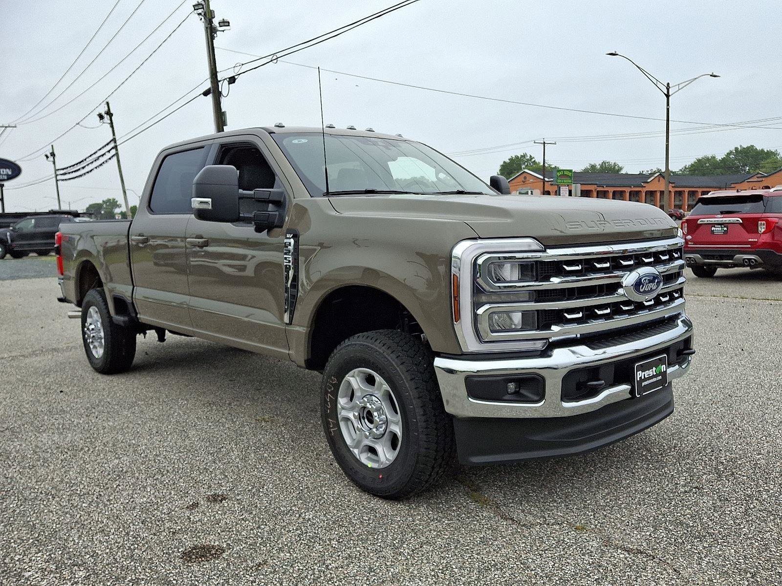 New 2026 Ford F250 XLT image 2