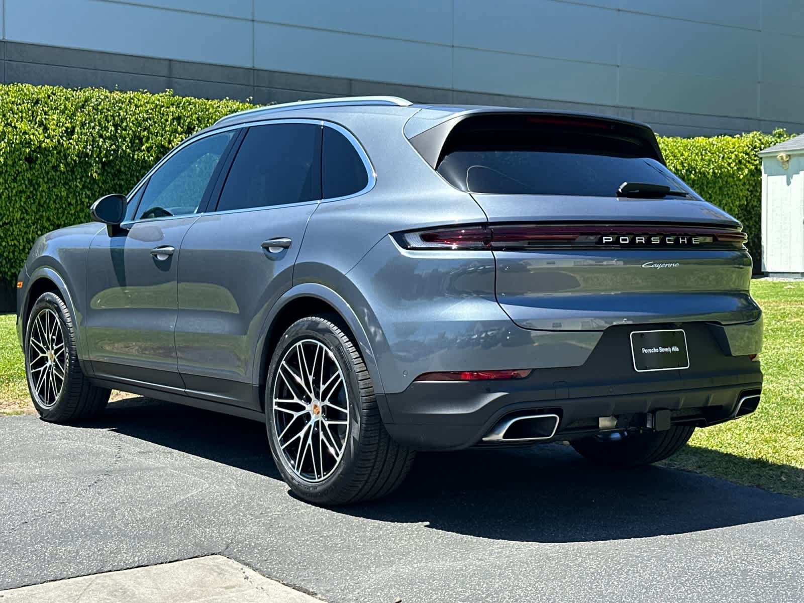 New 2026 Porsche Cayenne AWD/4WD image 3