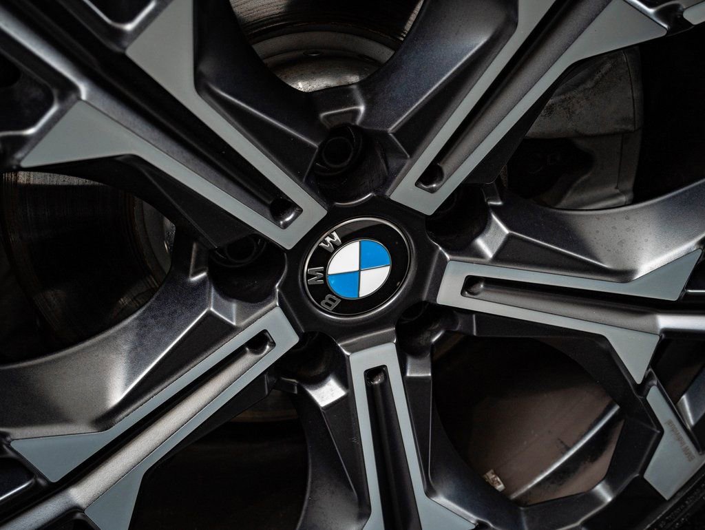 Certified 2025 BMW 230i xDrive Coupe w/ Premium Package image 8