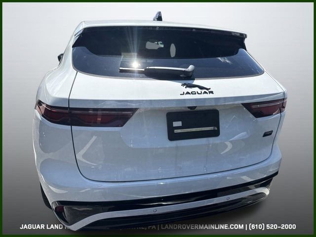 New 2026 Jaguar F-PACE R-Dynamic S image 4
