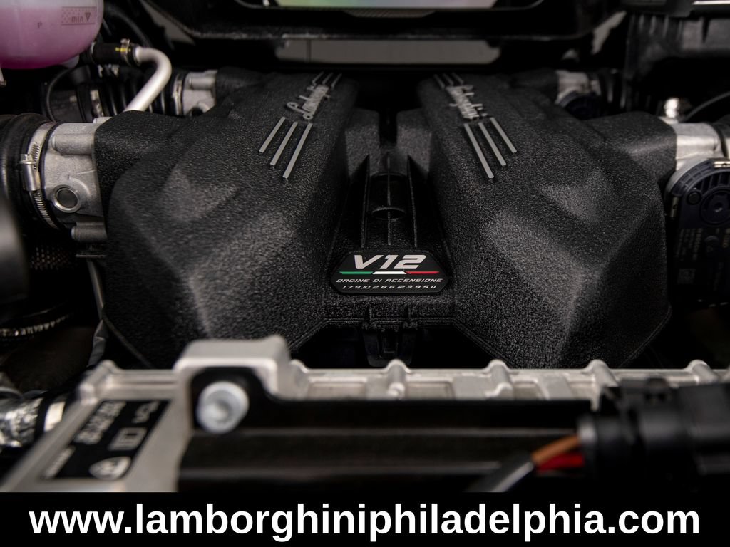 Used 2024 Lamborghini Revuelto AWD/4WD image 55