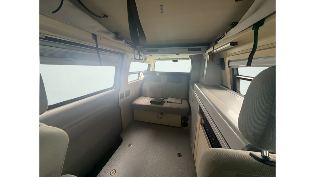 Used 2001 Volkswagen Eurovan FWD image 10