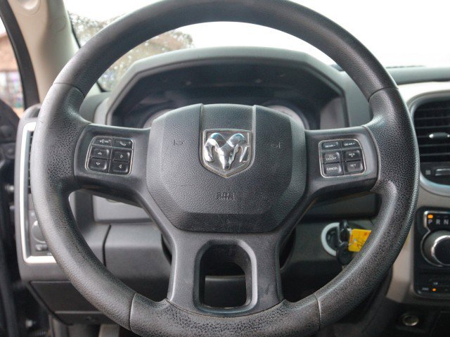Used 2014 RAM 1500 Classic SLT AWD/4WD image 18