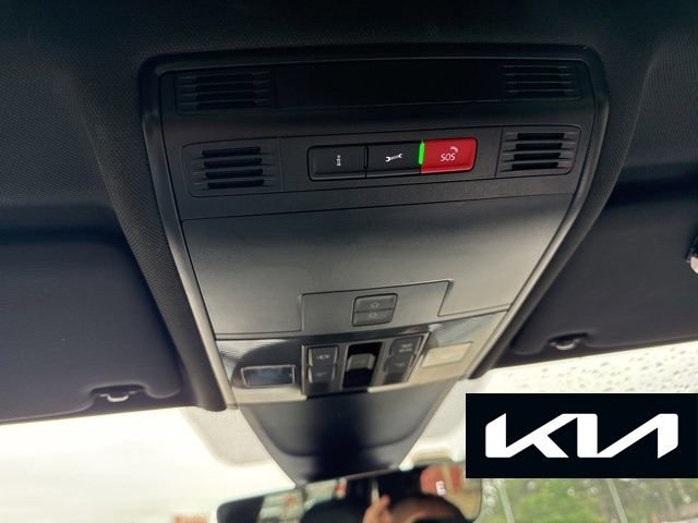 Used 2023 Volkswagen Tiguan SE R-Line FWD image 16