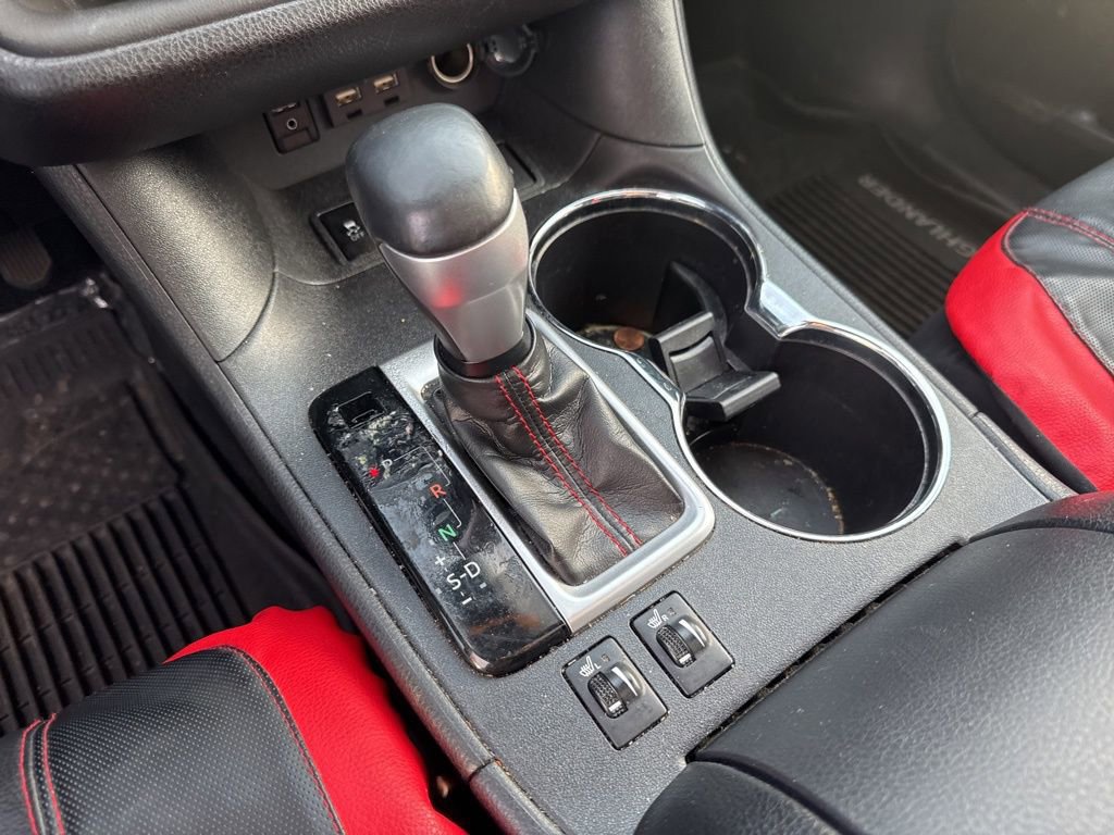 Used 2019 Toyota Highlander SE AWD/4WD image 7