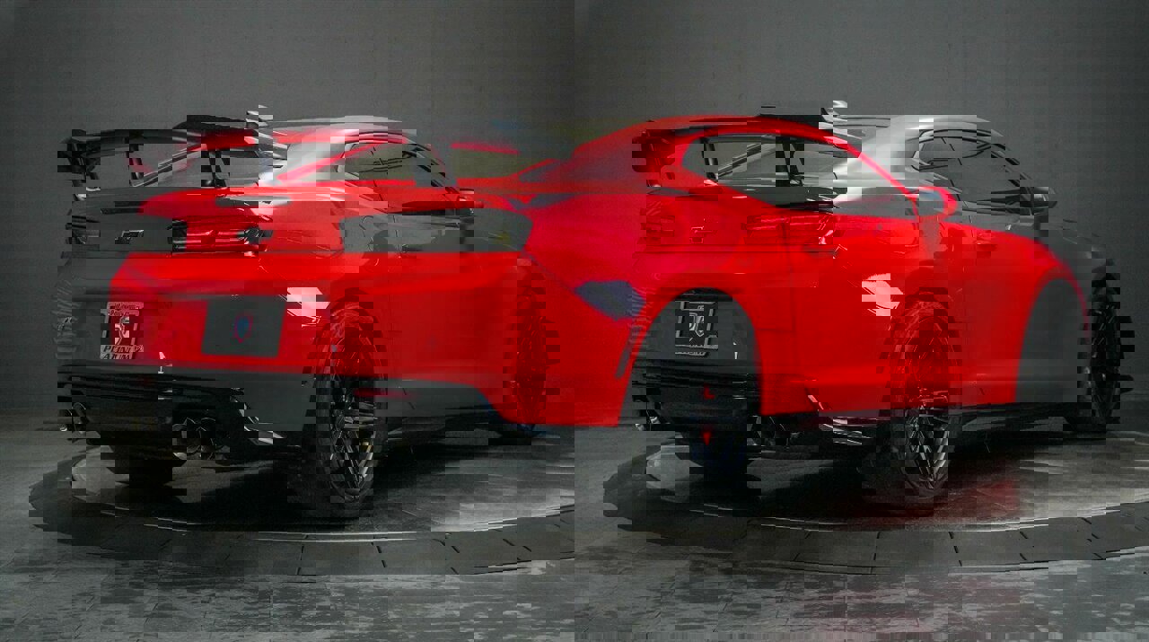 Used 2018 Chevrolet Camaro ZL1 image 18