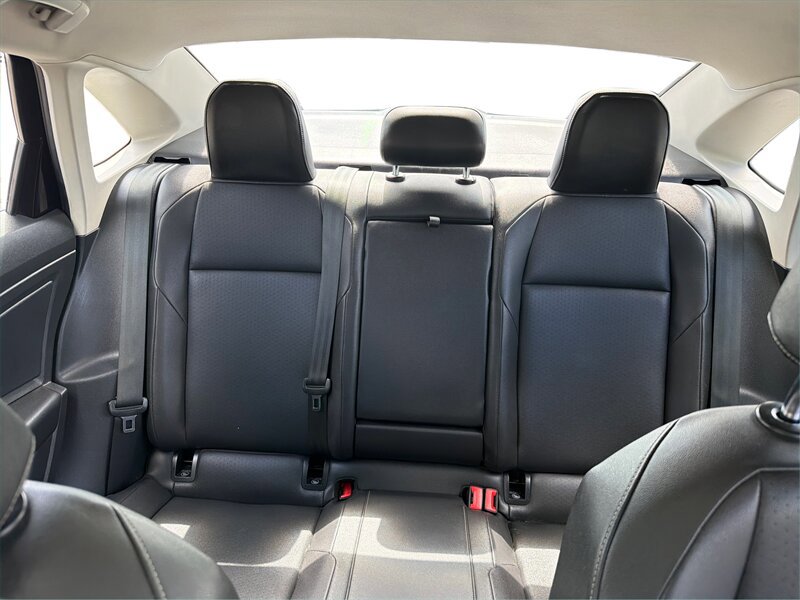 Used 2019 Volkswagen Jetta SE FWD image 14