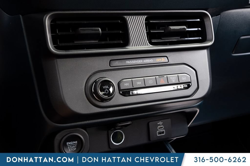 Used 2025 Ford Maverick XLT w/ XLT Luxury Package AWD/4WD image 8