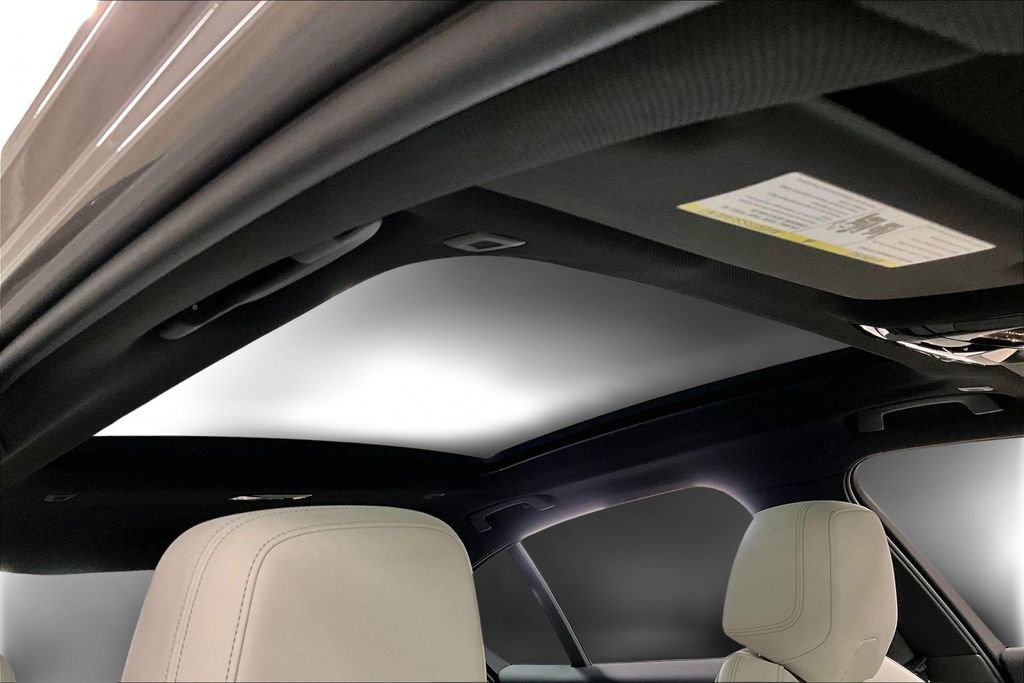 Used 2025 BMW i5 xDrive40 w/ Premium Package image 25