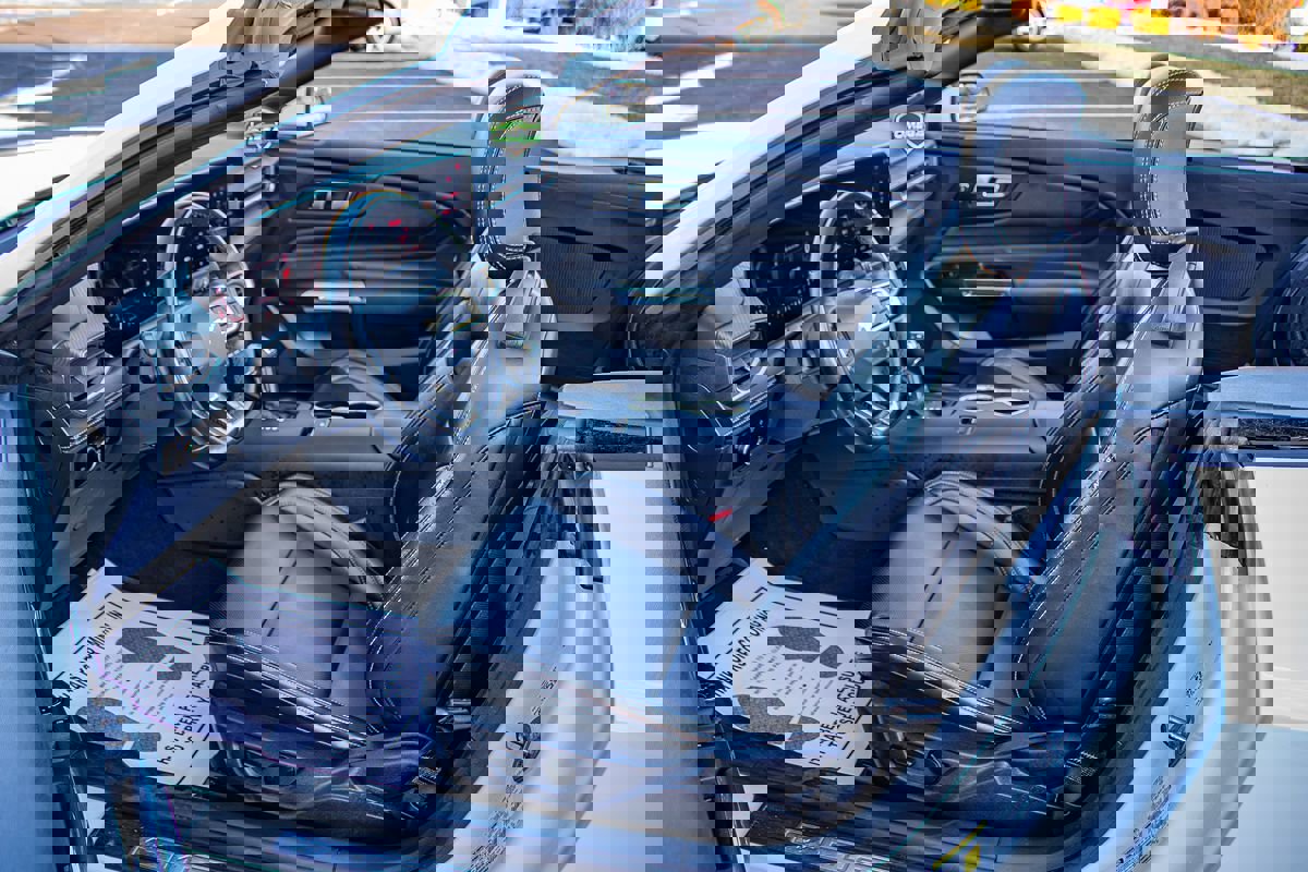 Used 2024 Ford Mustang Premium image 9