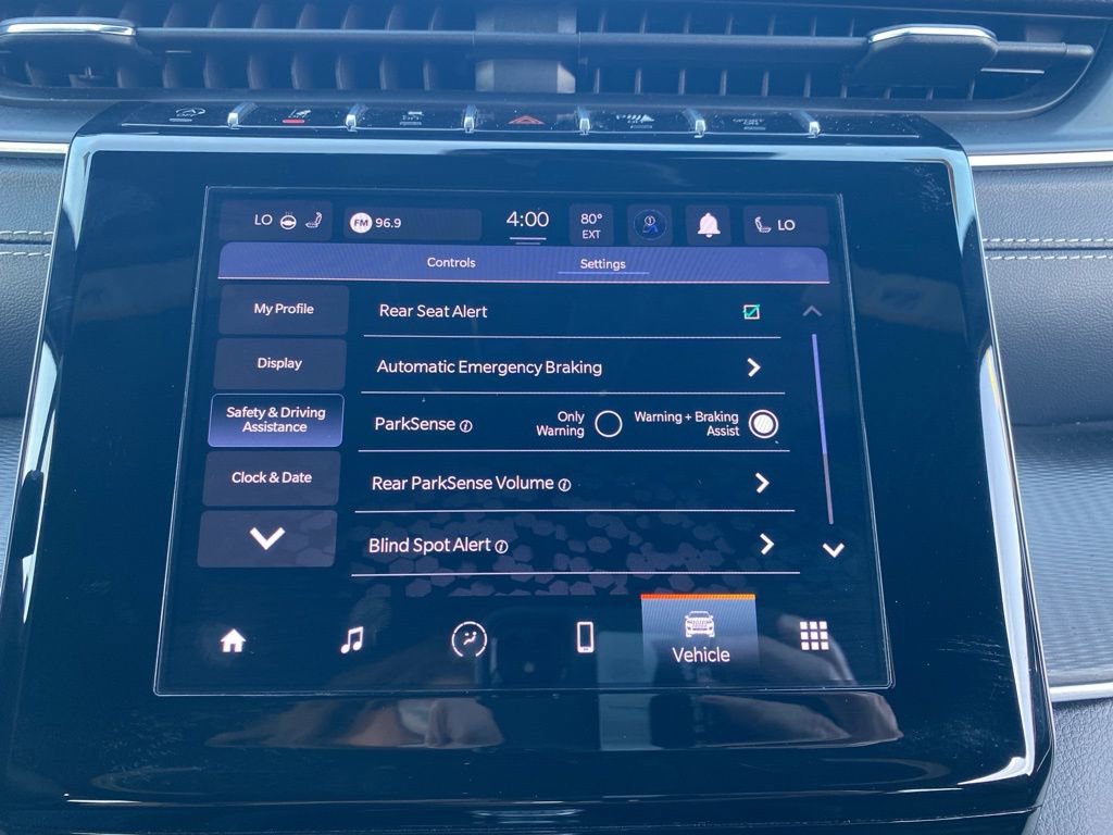 Used 2024 Jeep Grand Cherokee L Laredo image 41