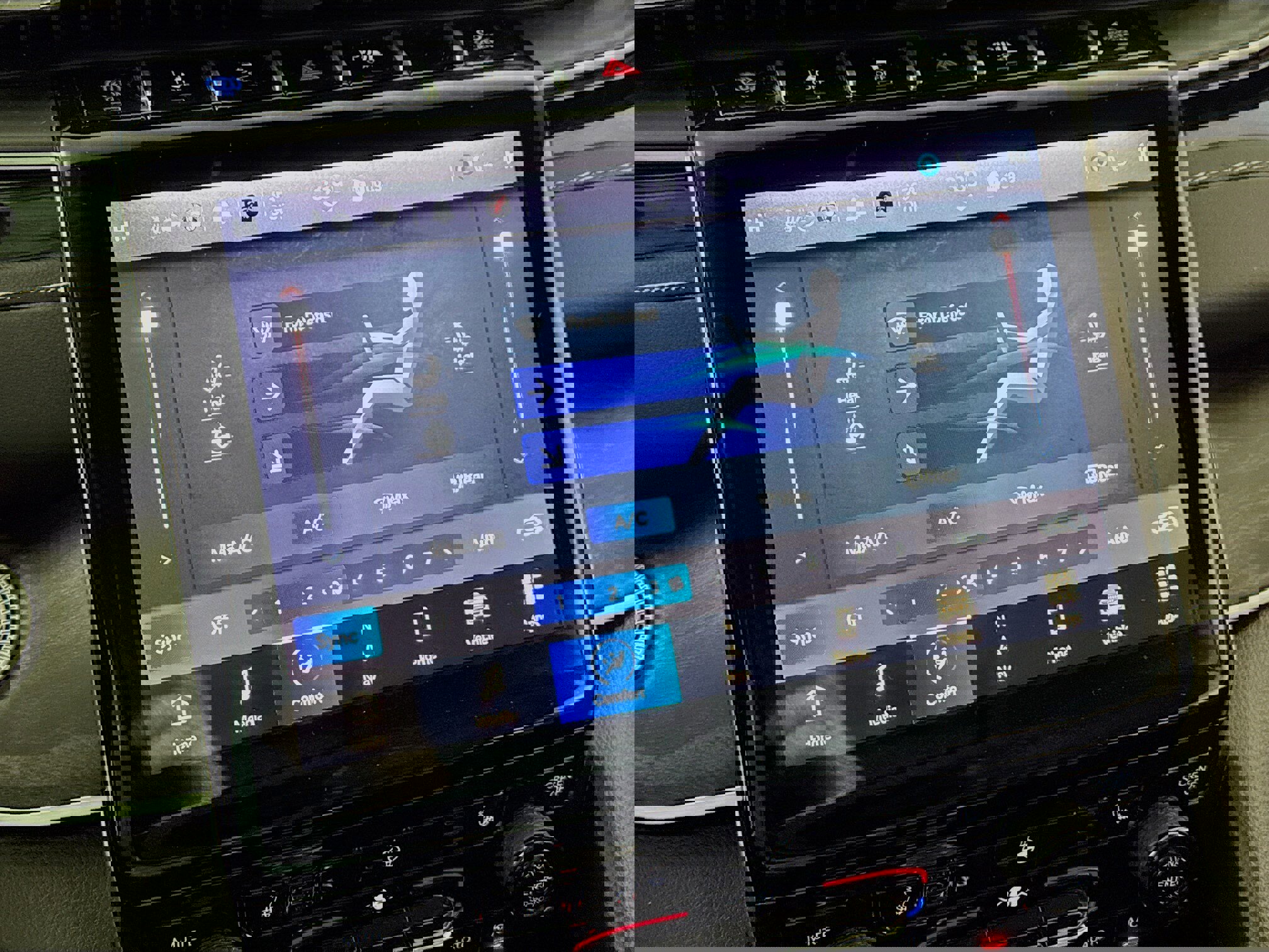 Used 2023 Jeep Grand Cherokee 4WD 4xe image 18